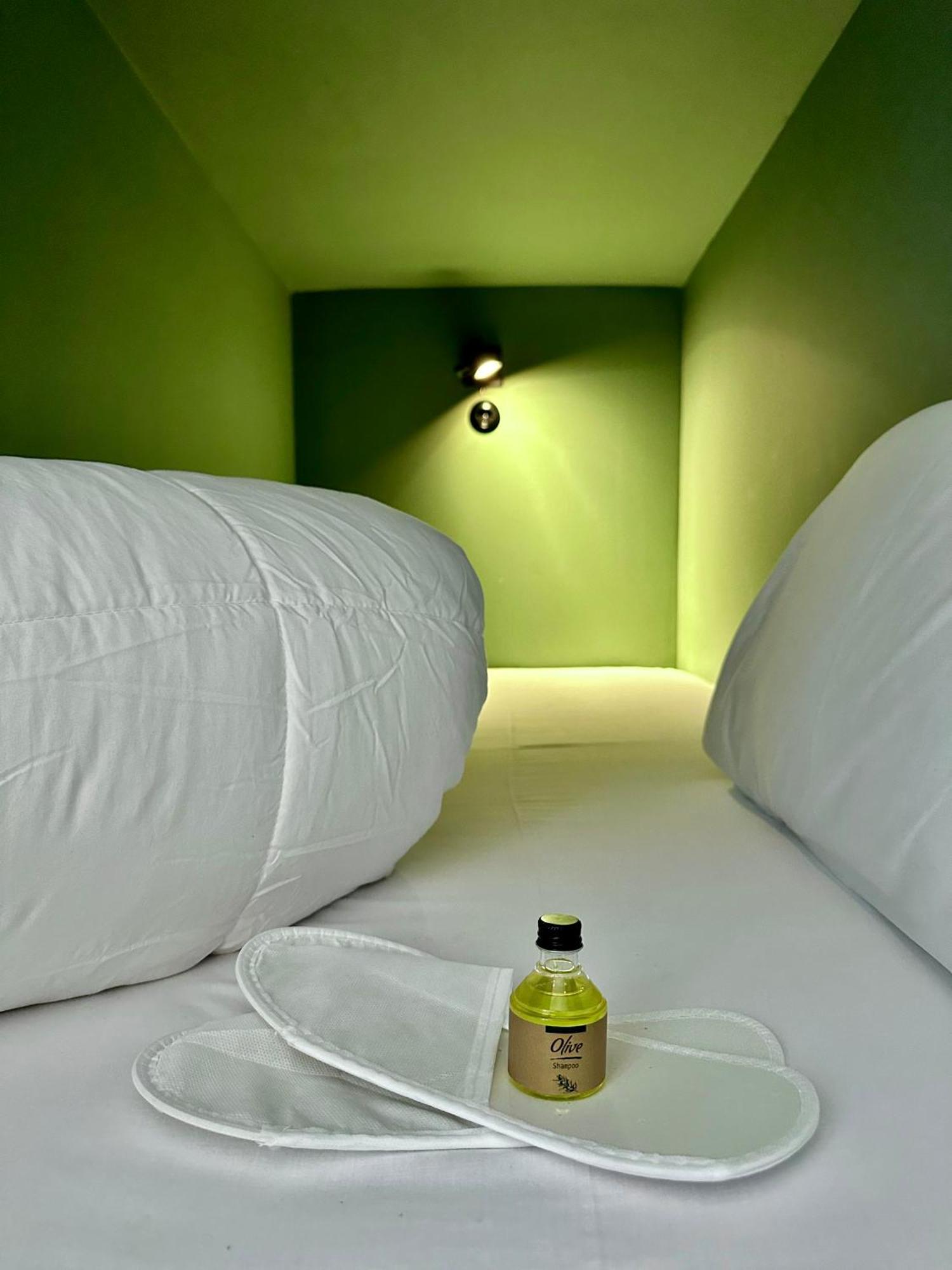 Mixed Dormitory Room